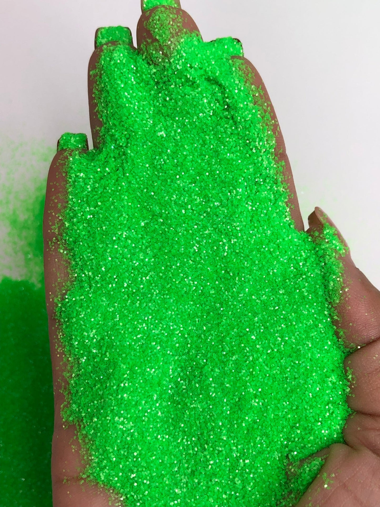 Trebol Neon Green Fine Glitter